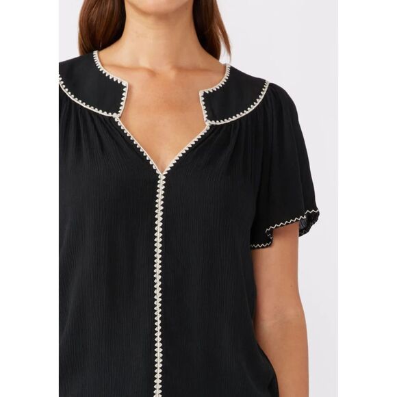 Love Stitch Short Sleeve Flutter Flutter Sleeve Embroidered Top L Boho Feminine - Picture 2 of 9